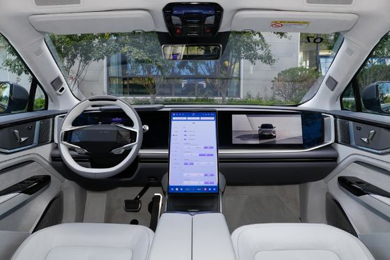 Gull Wing Door HiPhi Y 5 ドア 5 シートSUV バッテリー容量115kWh,走行距離810km