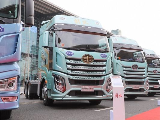 FAW Jiefang J6V 重型トラック 520HP 6X4 自動ギア トラクション トラックヘッド