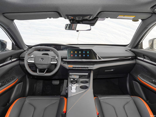 5人乗りチャンガン UNI-V セダン 2023 2024 1.5T 2.0T UNI-V ガソリンカー あなたの予算内