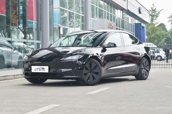 テスラのモデル2024 全輪駆動長距離電動スポーツカー MAX 713km