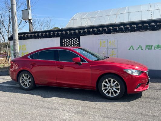 ガス/ガソリン燃料とESCシステム 2015年 マツダアテンザ 2.0L 中古車