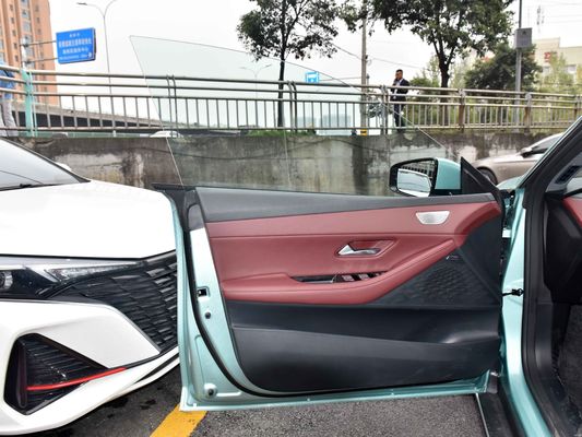 中型車 チャンガン・ディーパル SL03 電動車 シェンラン 自動車 ハイブリッド 2024 電動車 車両 Sl03