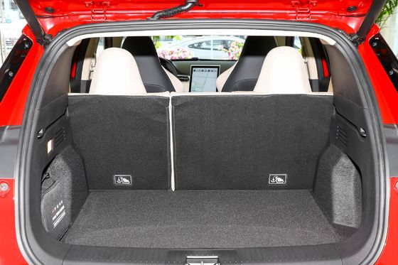 5ドア5人乗りSUV XPENG G3 ロングレンジエネルギー車両 L*W*H mm 4495x1820x1610