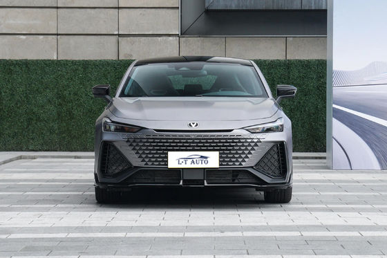 2024 チャンガン UNI-V プラグインハイブリッド ガソリン電動車 車両 最大速度205km/h