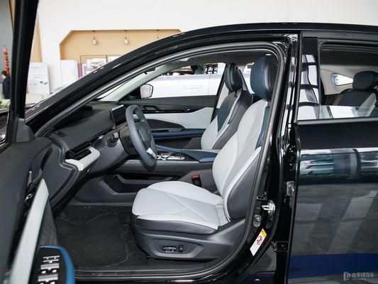 2024 チャンガン UNI-V 2.0T ガソリン 4WD ドライブ 自動車 高速 スマート 中古車