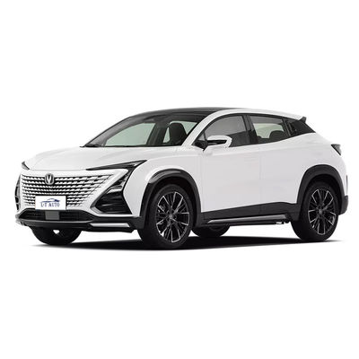 最速200km/h 2023年 チャンガン UNI-T 1.5Tターボ 高級セダン ガソリン駆動