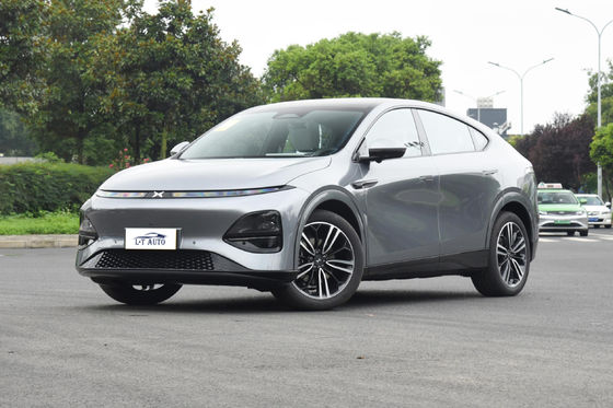 2024年 Xiaopeng G6 と 202km/h の最大速度で製造された高速充電エネルギー車両