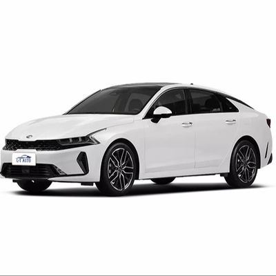 KIA K5 380GT ライン フラグシップ 2.0t 排気量 ガソリン 5席 セダン タッチスクリーン