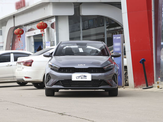 2024 エコノミー ガソリンカー KIA K3 コンパクトカー セダン ガソリンカー 革の座席