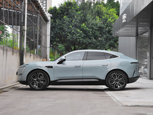アバター 11 2975 mm ホイールベース エレクトリック チャンガン SUV で 運転能力を最大化