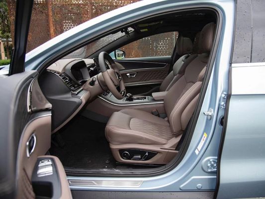 BYD ハン Dm-i 2024 セダン 4ドア 5人座 車体構造 最適な安全性能