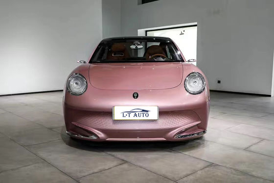 ORAライトニングキャット 4輪 美しい小型車 電池付き 電気自動車のエネルギー