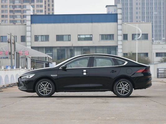 エレクトリック BYD Qin Plus Dm-I コンパクト バッテリー電動セダン プラグインハイブリッドパワー