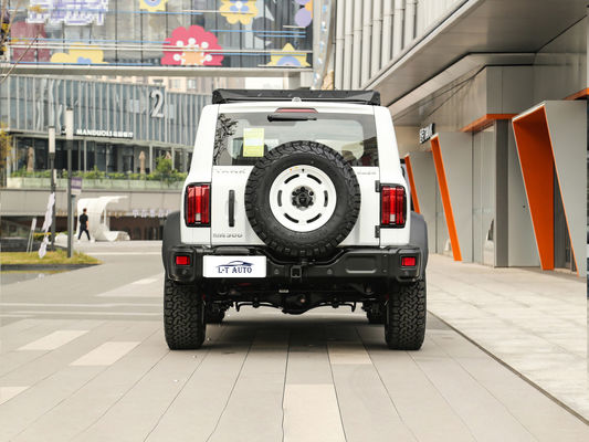 GMWタンク 300 4x4 2.0tオフロード車両 ABSと360°リアカメラ付きガソリン燃料車