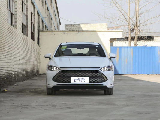 2024 BYD Qin PLUS DM-i 55KM チャンピオン・エディション バッテリー電動車 黒色