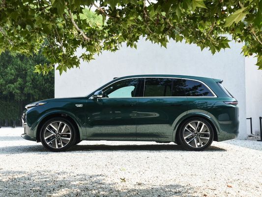 エクステンダーハイブリッドカー L8 マックス 電動SUV EVカー リーシアン L9 L7 L8 エネルギー車両