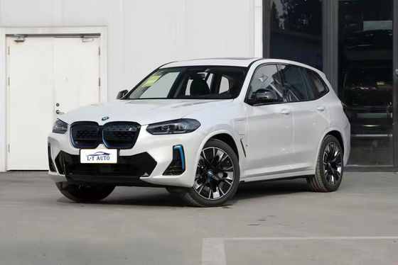 BMW iX3 電動パトロールカー 4か5席 最大馬力 286ps トータルトルク 400Nm