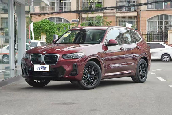 BMW iX3 電動パトロールカー 4か5席 最大馬力 286ps トータルトルク 400Nm