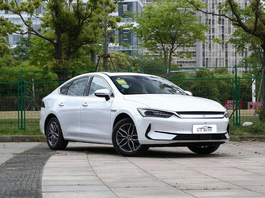 BYDソングプラス DM-i 110KM セダン 電動SUV リン酸鉄電池