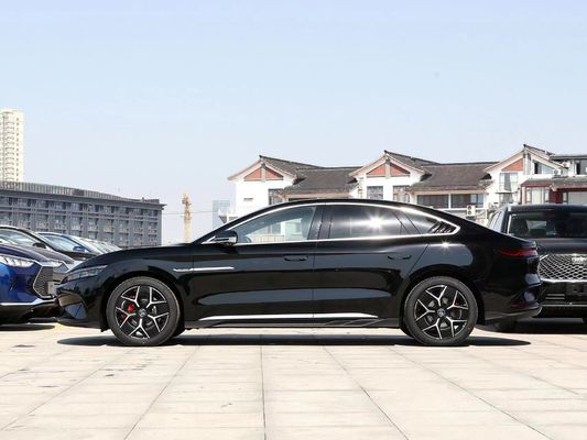 BYD HAN EVチャンピオン版 715KM 2024 ドルフィンシールセダン 4995*1910*1495 LiFePO4 バッテリー