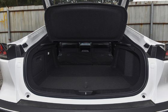 シェンラン SL03 エネルギー車両 備蓄 4WDSUV 車 車輪ベース 2900mm 左から運転