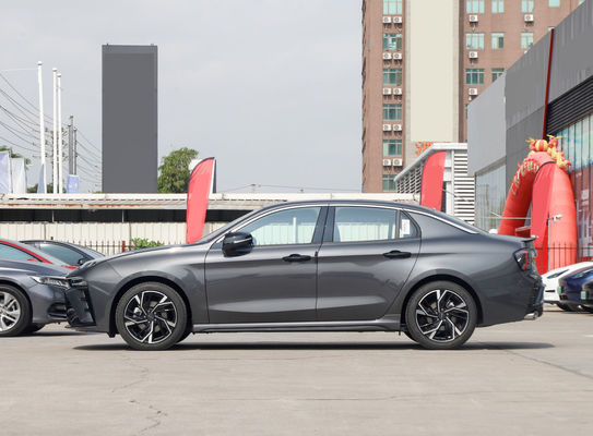 Lynkco 03 2.0TD DCT Plus 電気駐車ブレーキ付きの中国ハイブリッドスポーツコンパクトカー