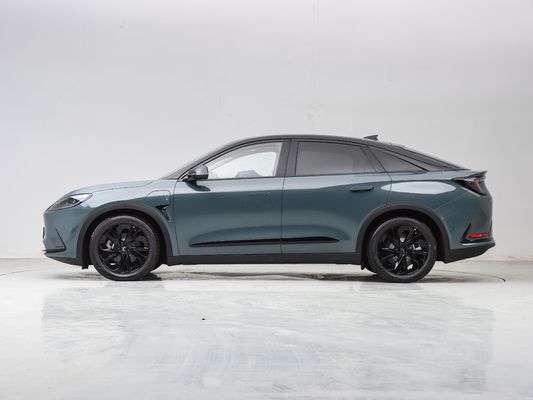 ポラーフォックス アルファ T ARCFOX S 5ドア 5席SUV 160kW最大パワー700km走行距離