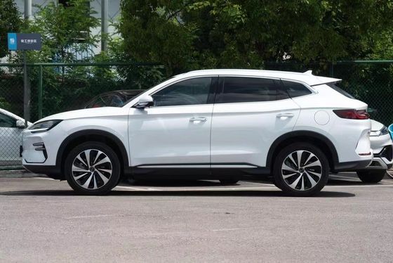 s BYD 2023 ソングプラス EV ハイブリッドカー 5ドア5人乗りSUVボディの電気自動車