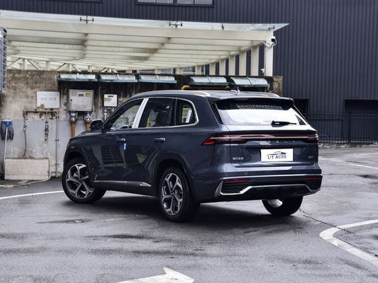 多機能ステアリングホイールと50~80Lの燃料タンク容量 ジーリーXingyue L コンパクトSUV