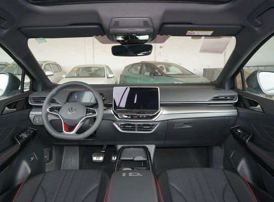 150 kW の 5 ドア 7 人座 SUV フォルクスワーゲン ID6X で 贅沢 と パワー を 体験 する