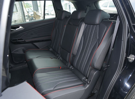 150 kW の 5 ドア 7 人座 SUV フォルクスワーゲン ID6X で 贅沢 と パワー を 体験 する