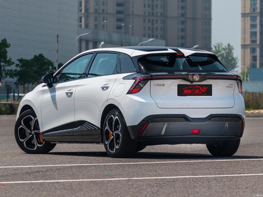 125KW MG 4 EV AWD 4WD 425km 520km 電気自動車 急速充電時間 0.47h 1