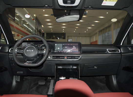 KIA K5 380GT ライン フラッグシップ 2.0t 排気量 ガソリン 5席 セダン 最強セダン
