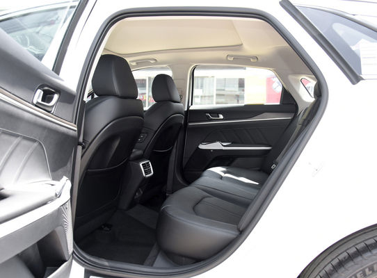 2024 KIA K3 中国自動車 中型セダン 車 複数リンク 後ろ掛け付き メイド