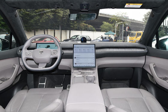 多彩のNIO ES7 純電動 4WD SUVで贅沢とパフォーマンスを体験
