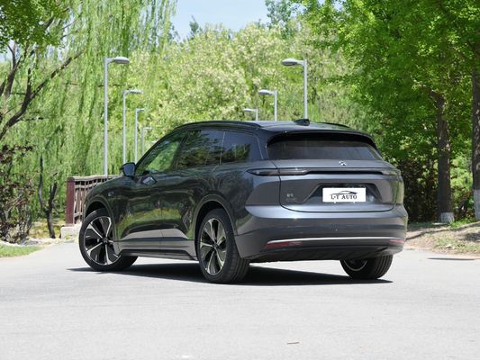 2024 NIO ES6 4WD 純電動SUV 625kmの走行距離と5人乗りの乗客体験