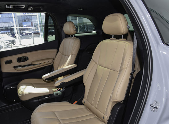 653ps 電動モーター ニオ ES8 車 5ドア 6 シート 中型・大型 4WD 純電動SUV