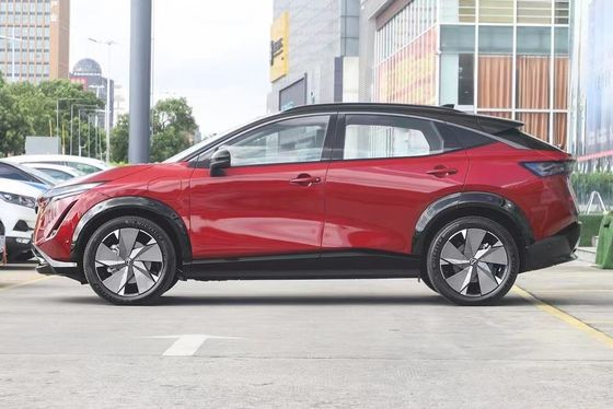 2024年 日産 アリア 5人座大型スペースSUV 4WD電動車 最大速度160km/h