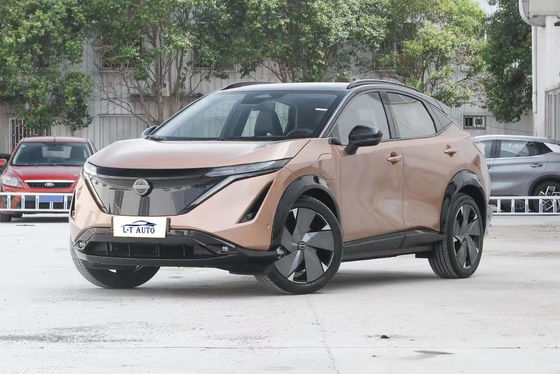 2024年 日産 アリア 5人座大型スペースSUV 4WD電動車 最大速度160km/h