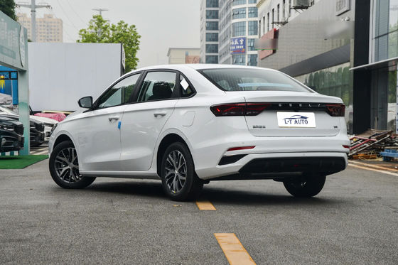 2024 ジーリー エムグランド 1.5L 1.8L ターボ Fwd スーパーガソリンカー ユーロVI排放基準