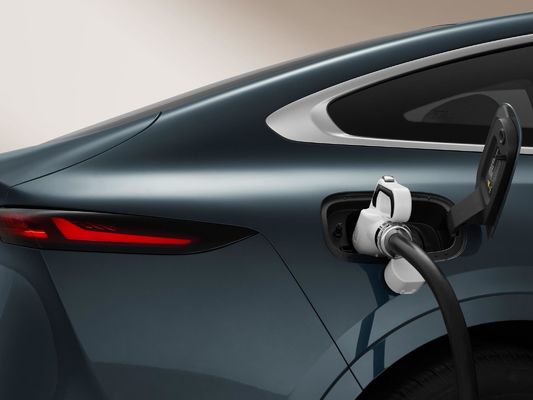 チャンガン・キユアンA07 豪華型 インテリア ロングレンジハイブリッド・ハッチバック クーペ 電気自動車 グレー