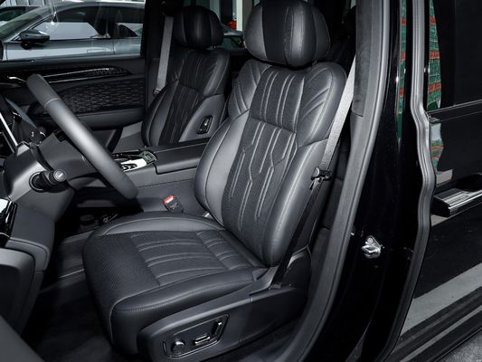 純電動 中型・大型MPV 6人座 双エンジンの電池電動車 2024年