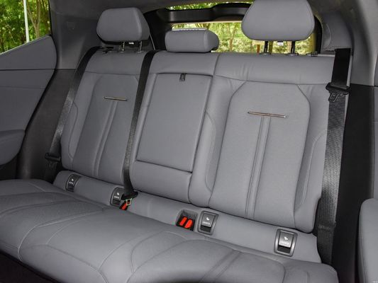電気自動車560KM 良好な状態 5人用 5ドア 5人用 SUV