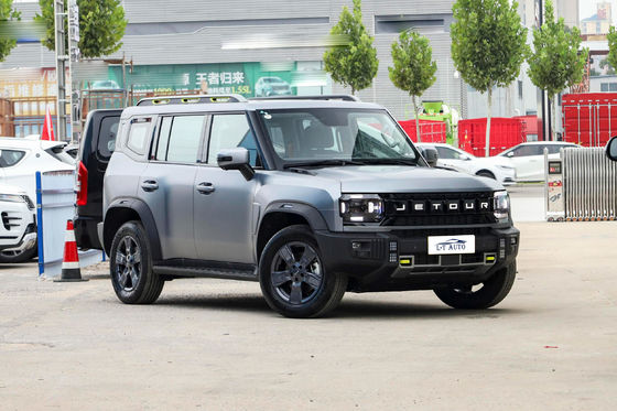 2023年 T-1 ガソリンガソリンカーSUV 1.5-2.0L 収納量とLEDヘッドライト