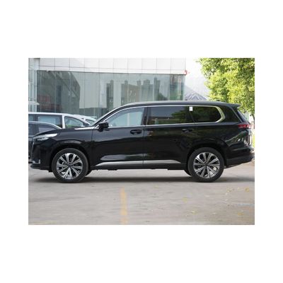 2023年 エクセッド VX 高配置SUV 三スクリーンディスプレイと自動ギアボックス