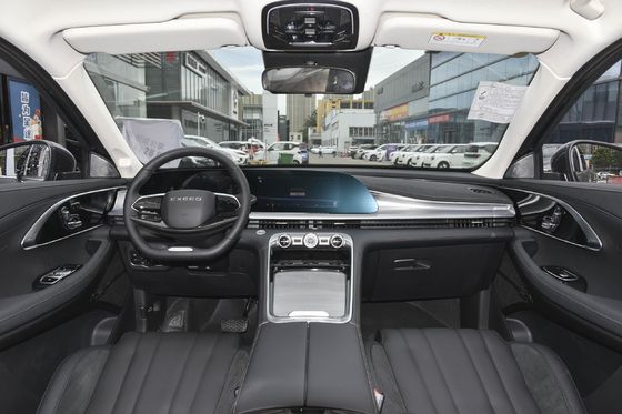 2023年 エクセッド VX SUV トルボエンジンと3スクリーンディスプレイ 高配置