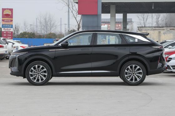 2023年 エクセード アトランティX 5人乗り SUV AWDドライブ 300-400Nm 最大トルク