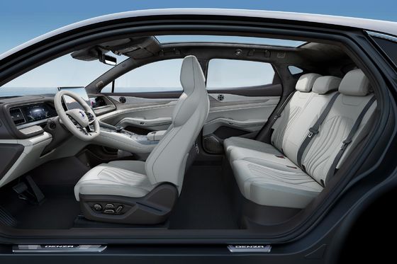230KW 総動力 BYD DENZA N7 電動 高速 PEV スポーツカー EV セダン