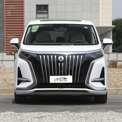 DENZA D9 4x4 MPV 7人座 103.36kWh バッテリー容量 2モーター 中型・大型