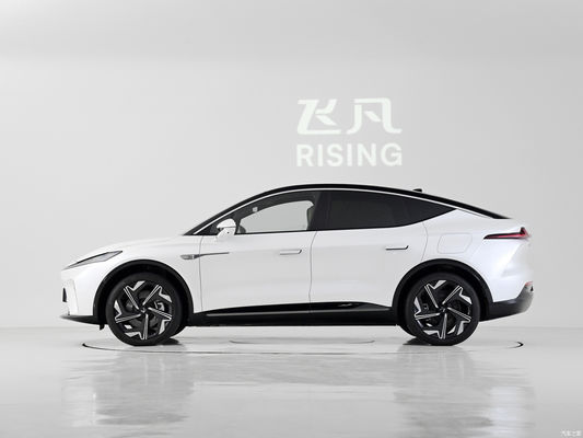 燃料型電気SUV RISING R7 性能と走行距離の完璧な組み合わせ